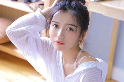 坐在教授的根茎上写句子漫画_: 逐渐显现的趋势，未来越演越烈的可能性有多大？