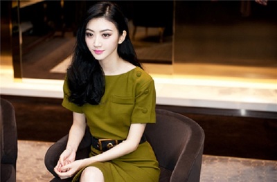 欧美 亚洲 日韩 自拍_: 坦诚揭露的故事，值得我们去重温吗？